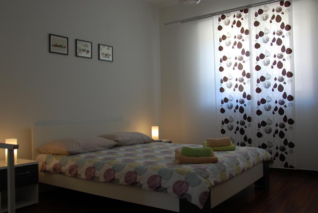 Apartment Spanjol Banjol Exterior foto